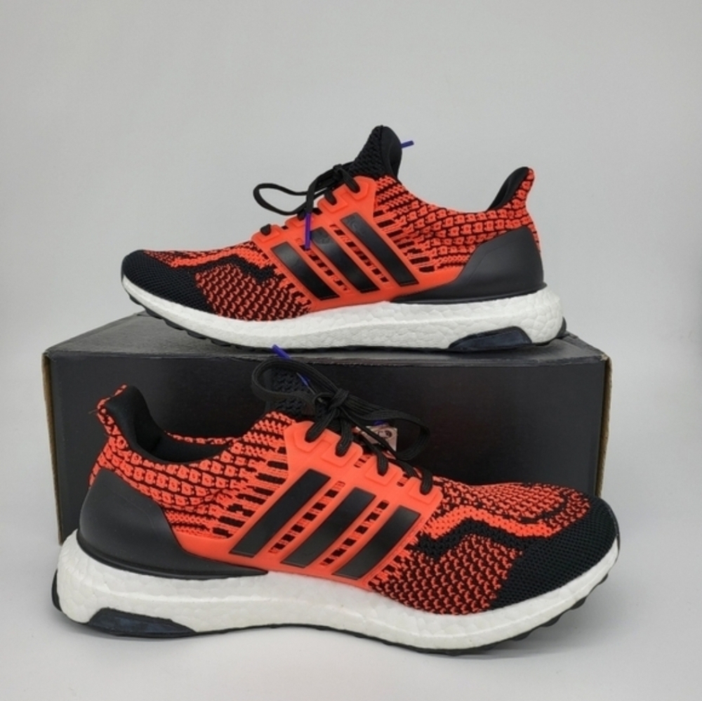 New adidas Ultra Boost 5.0 DNA Solar Red Black Women's Running Shoes Size 9 - Picture 7 of 9